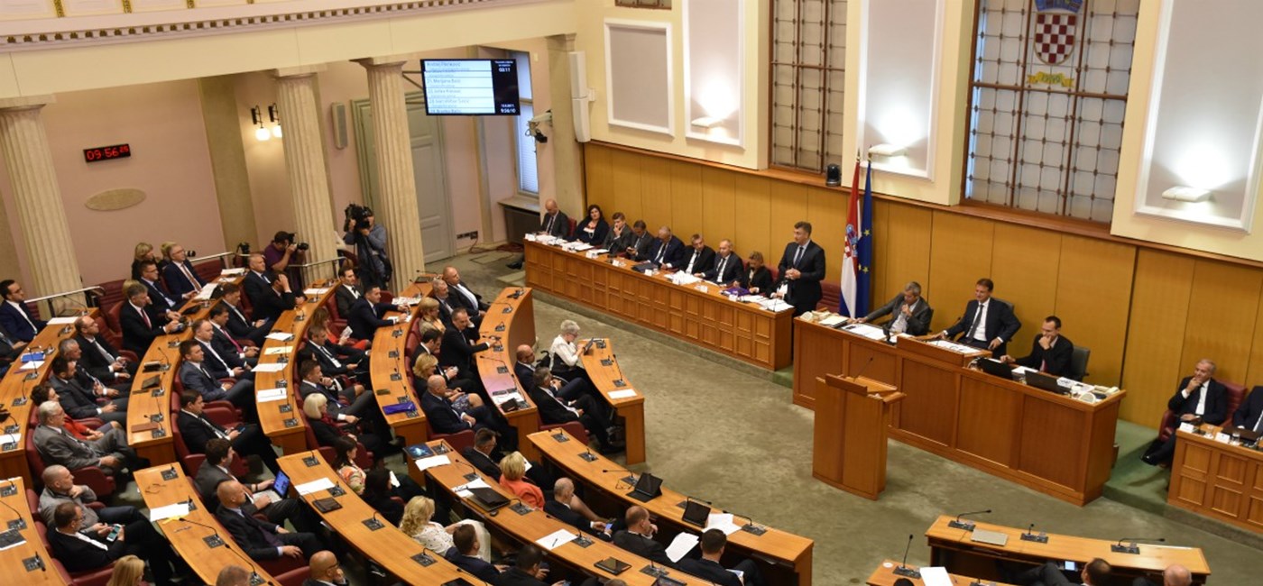 Plenković u Saboru: Nastavljamo transparentno s procesom restrukturiranja Agrokora i želimo očuvanje radnih mjesta